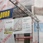 Auberg+ Fassade Banner